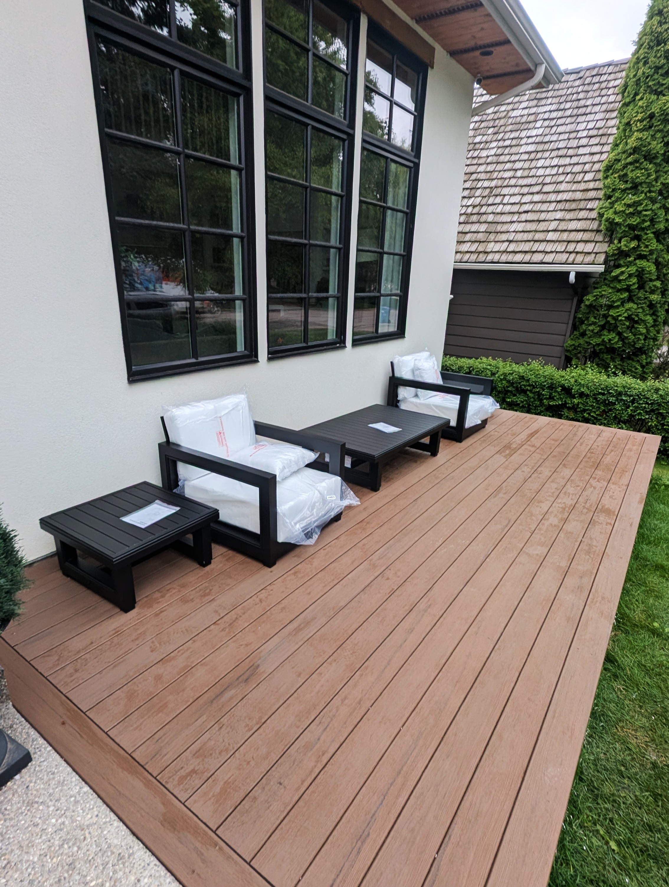 Patio set assembled in Calgary SW.